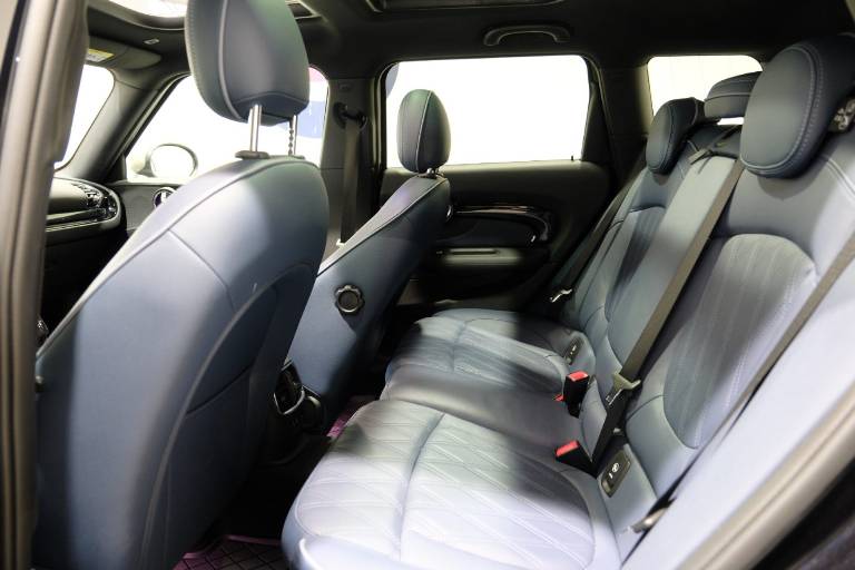 MINI Cooper Clubman 33