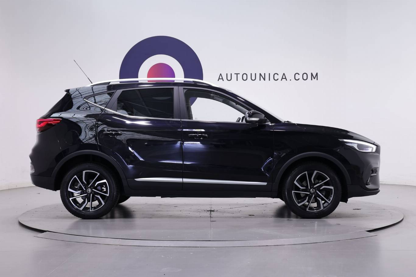 MG ZS 4