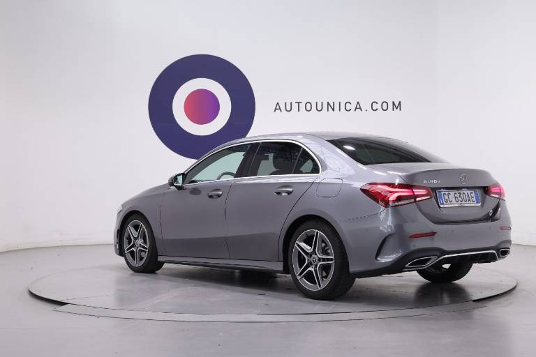 MERCEDES-BENZ A 180 16