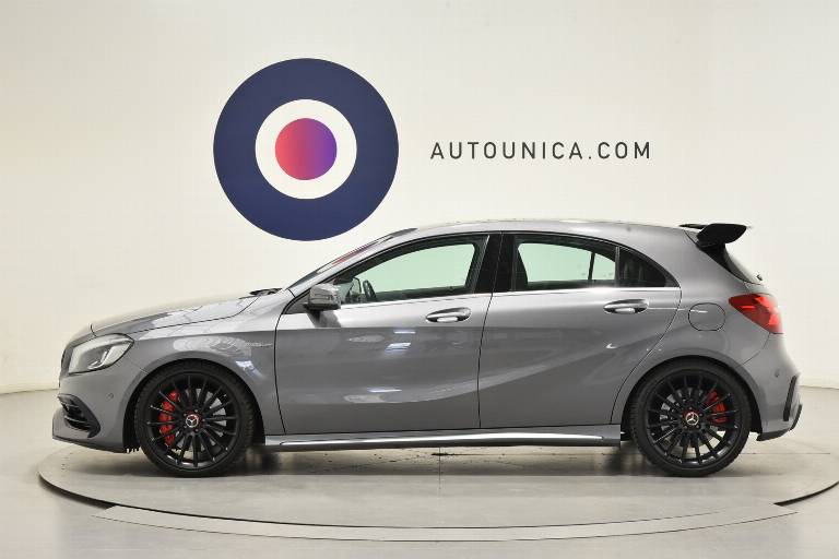 MERCEDES-BENZ A 45 AMG 32