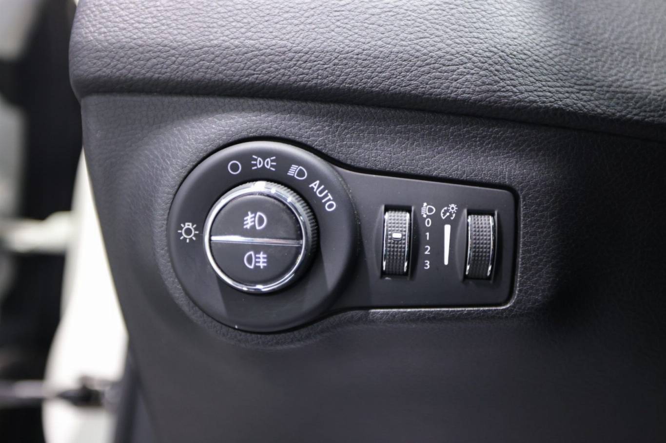 JEEP Compass 25