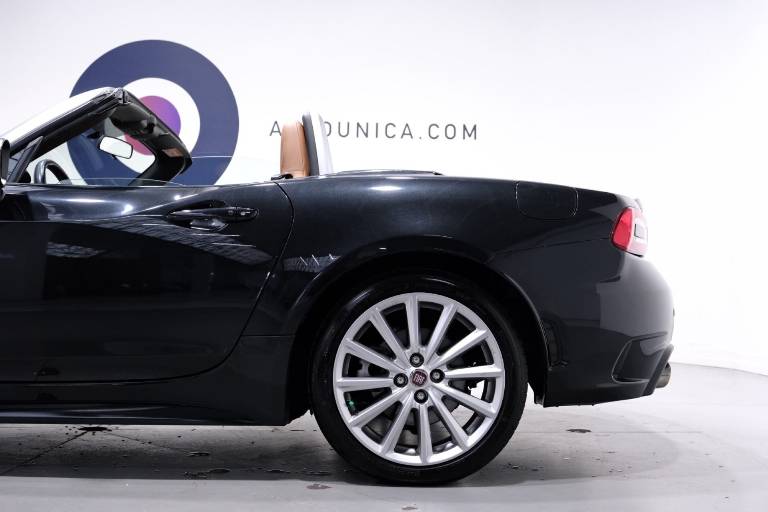 FIAT 124 Spider 40