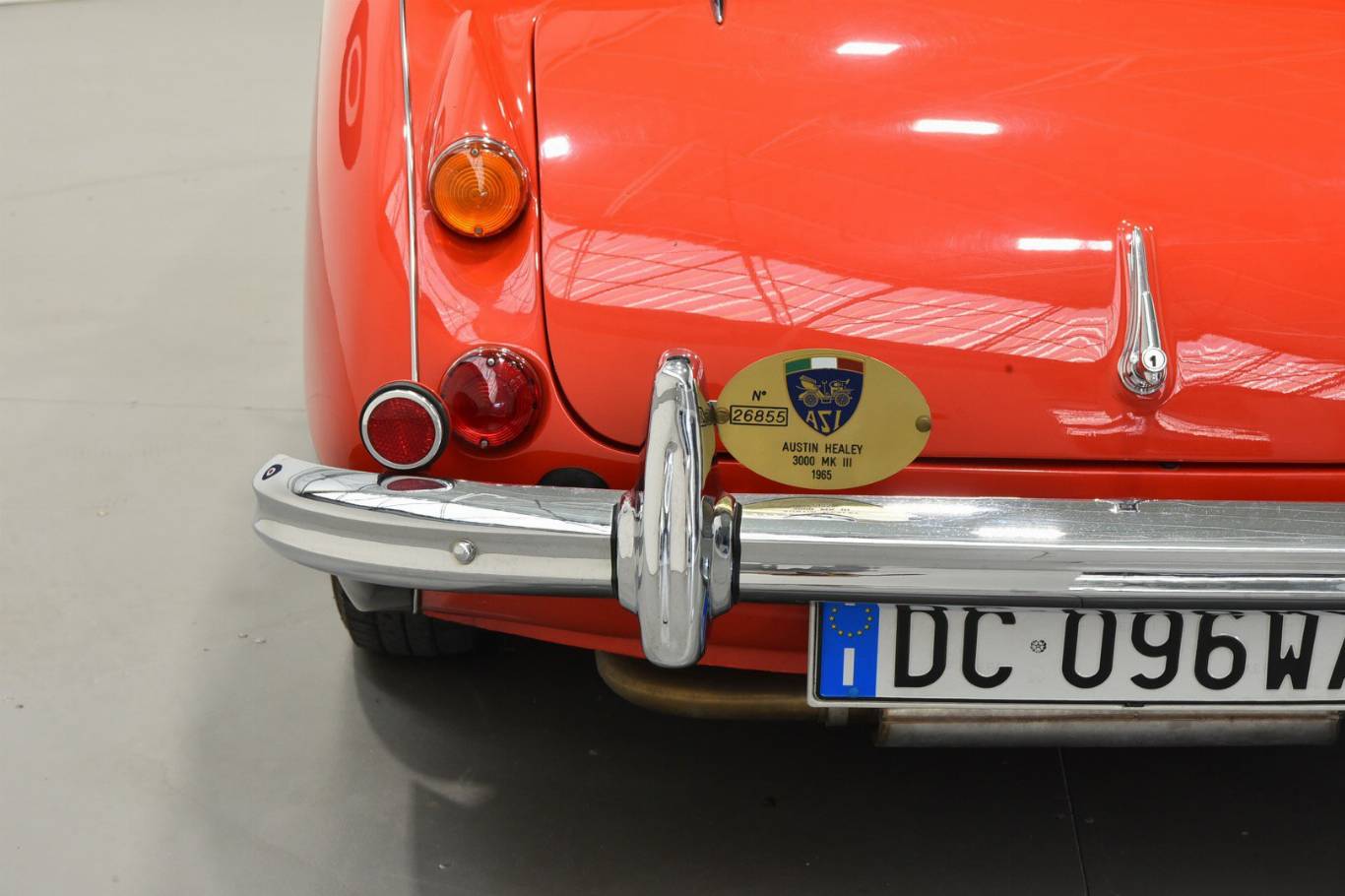 AUSTIN Healey 43