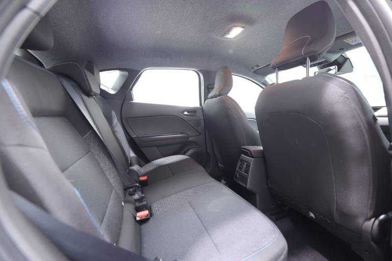 RENAULT Captur 44