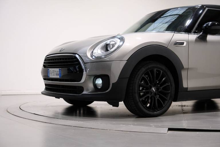 MINI Cooper Clubman 11
