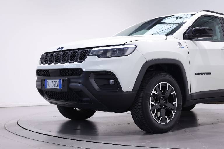 JEEP Compass 11