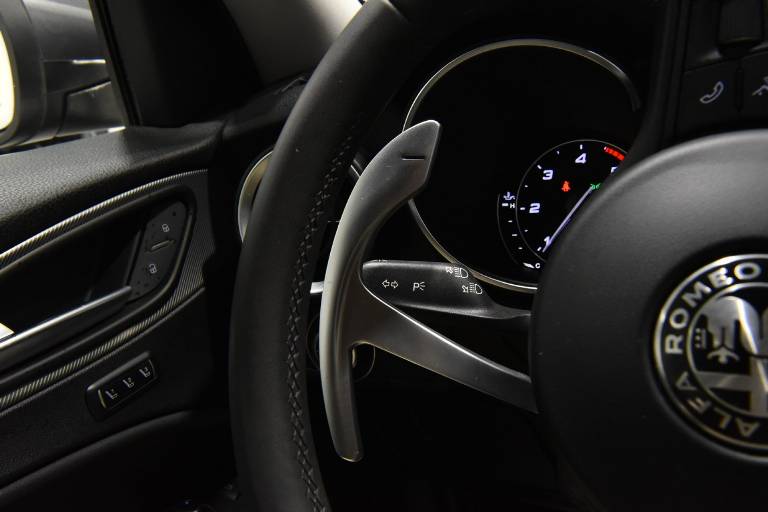 ALFA ROMEO Stelvio 19