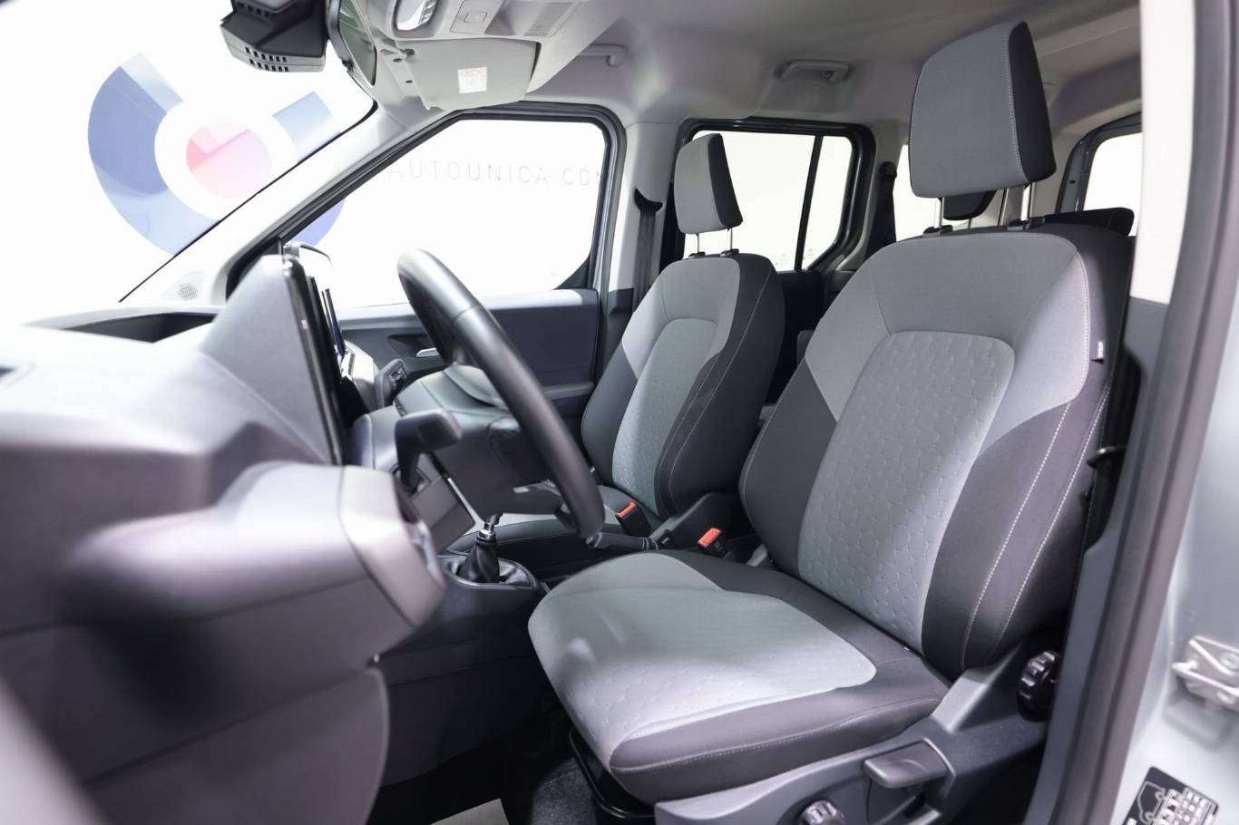 FORD Tourneo Courier 6