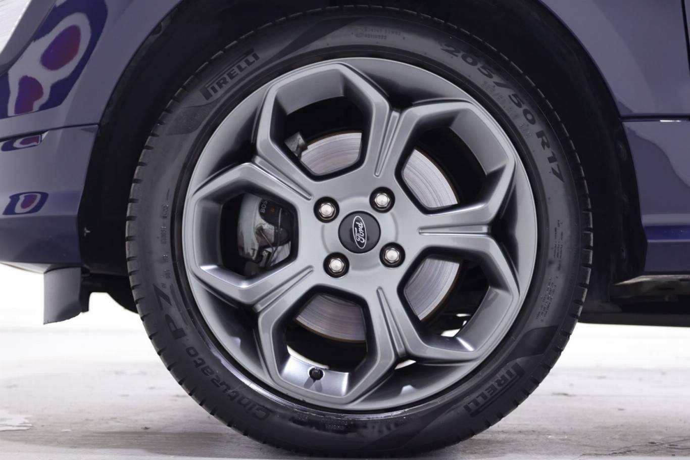 FORD EcoSport 11