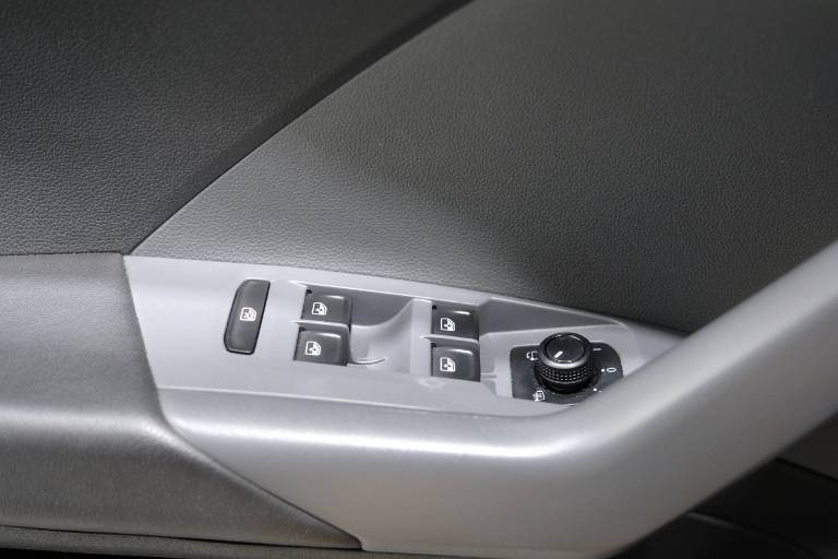 VOLKSWAGEN T-Cross 30
