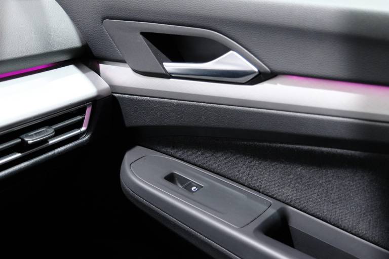 VOLKSWAGEN Golf Variant 35