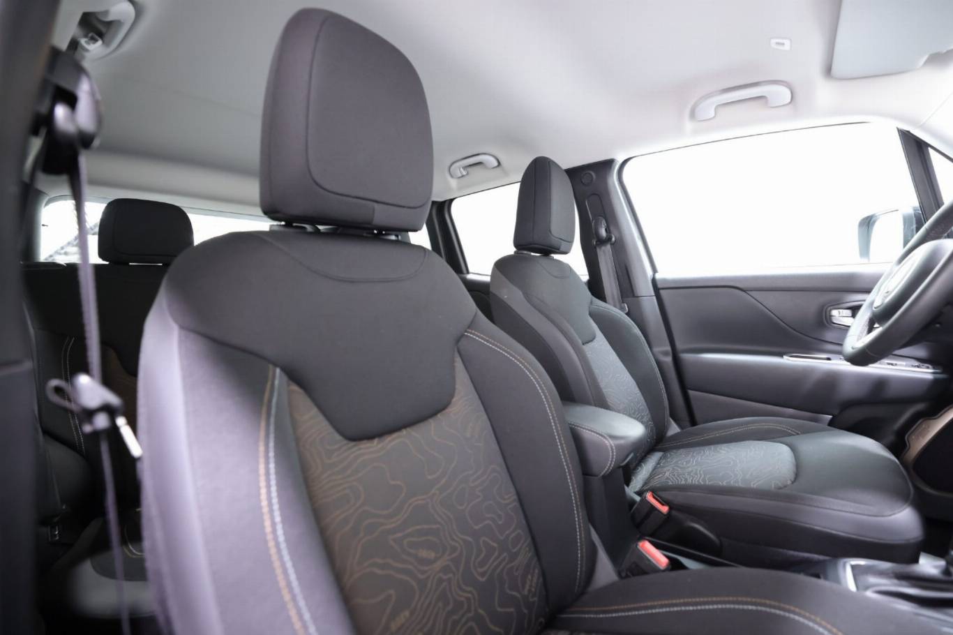 JEEP Renegade 53