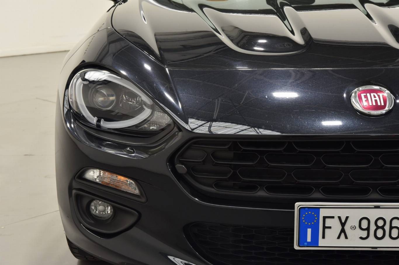 FIAT 124 Spider 13