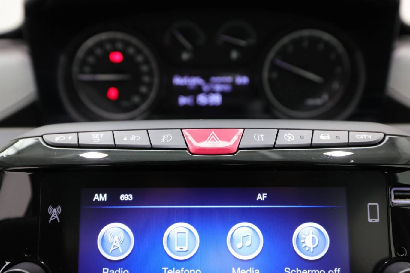 LANCIA Ypsilon 23