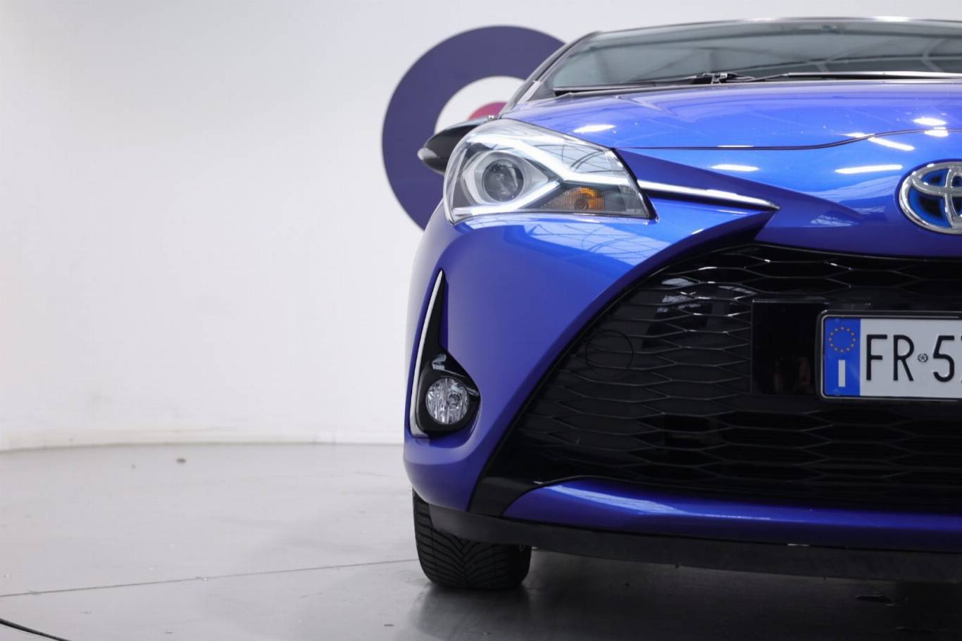 TOYOTA Yaris 44