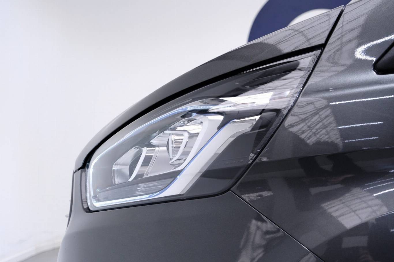 FORD Tourneo Custom 11