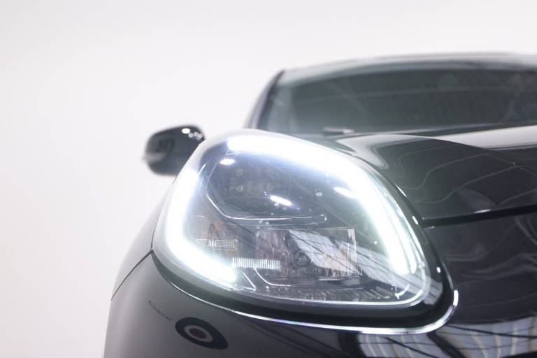 FORD Puma 13