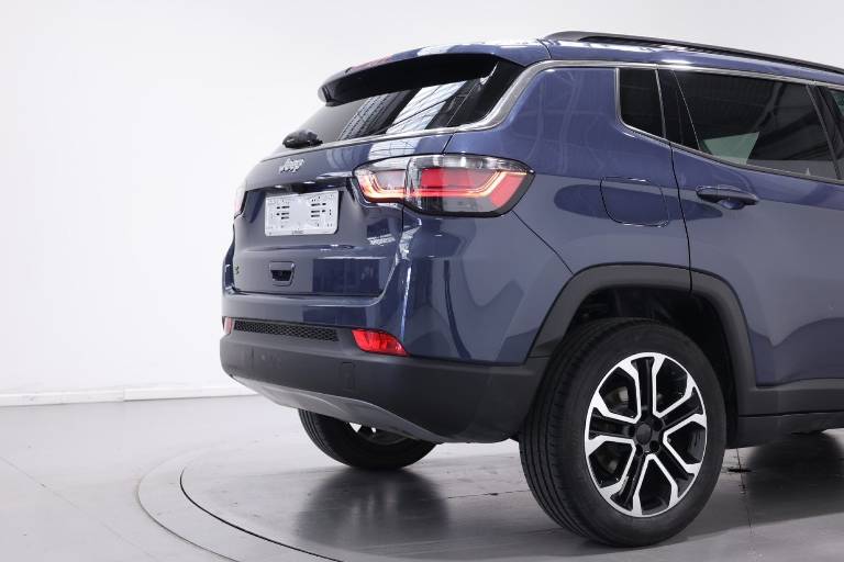 JEEP Compass 47