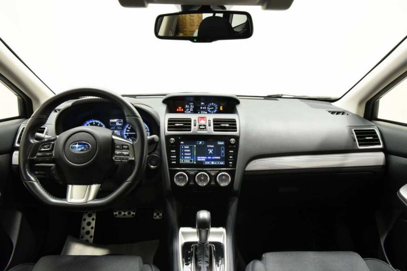SUBARU Levorg 22