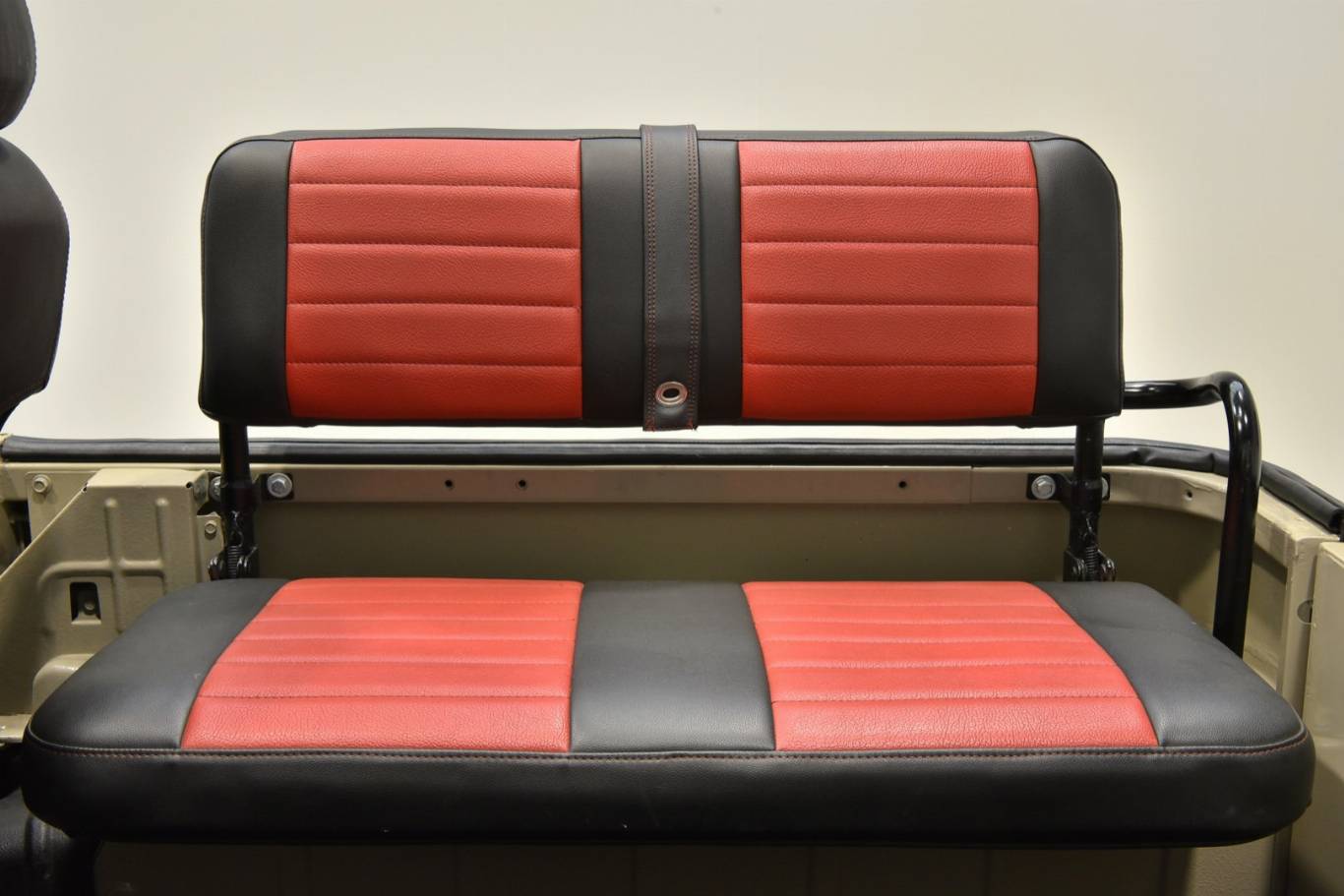 TOYOTA Land Cruiser 58