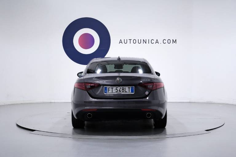 ALFA ROMEO Giulia 17