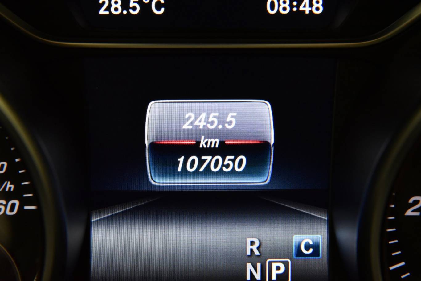 MERCEDES-BENZ A 200 25