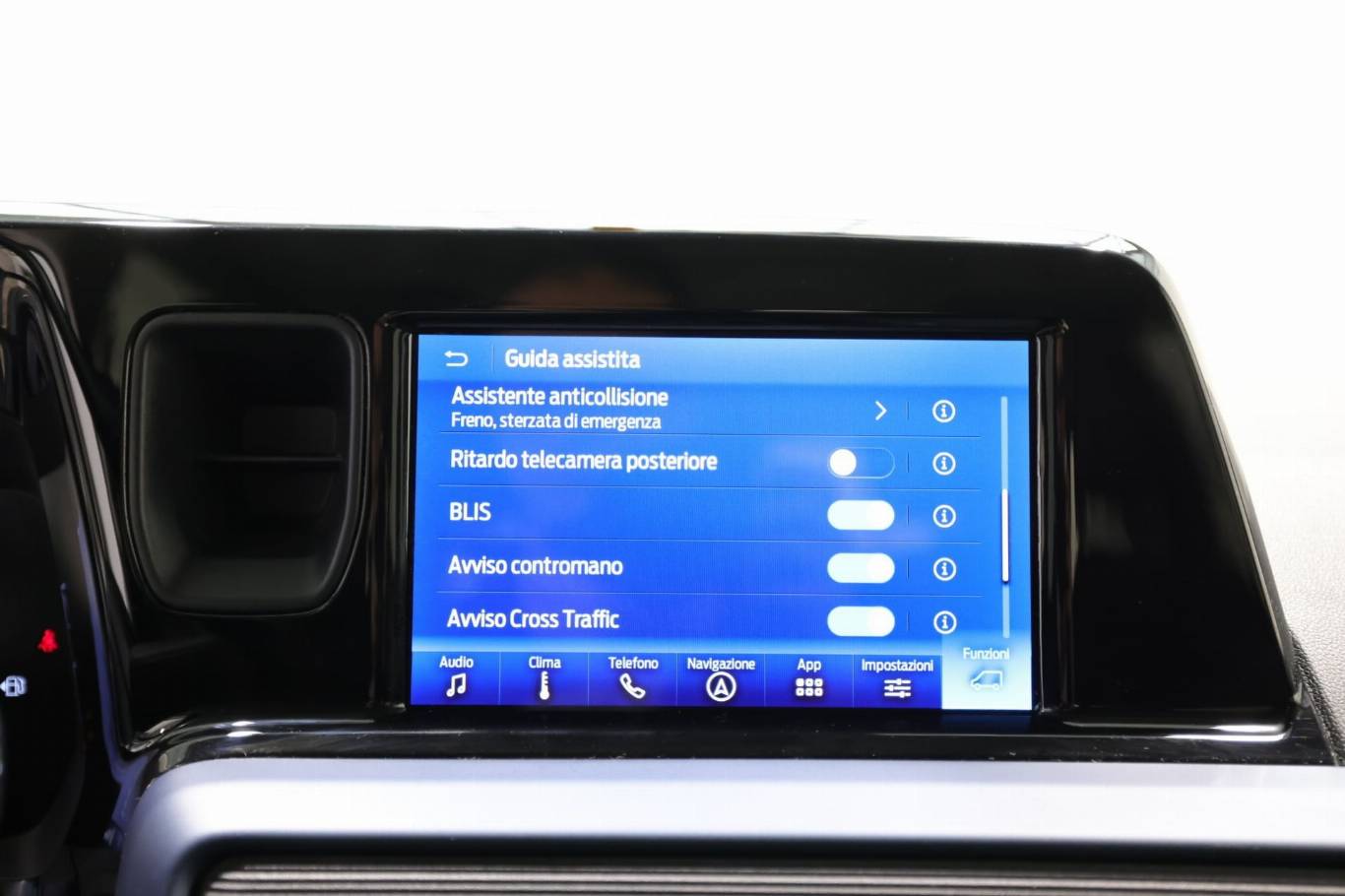 FORD Tourneo Courier 28