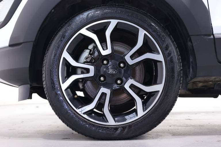 FORD EcoSport 14
