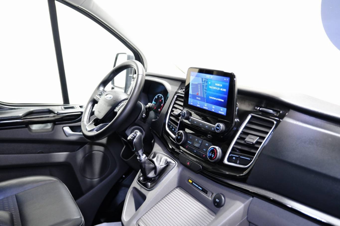 FORD Tourneo Custom 53