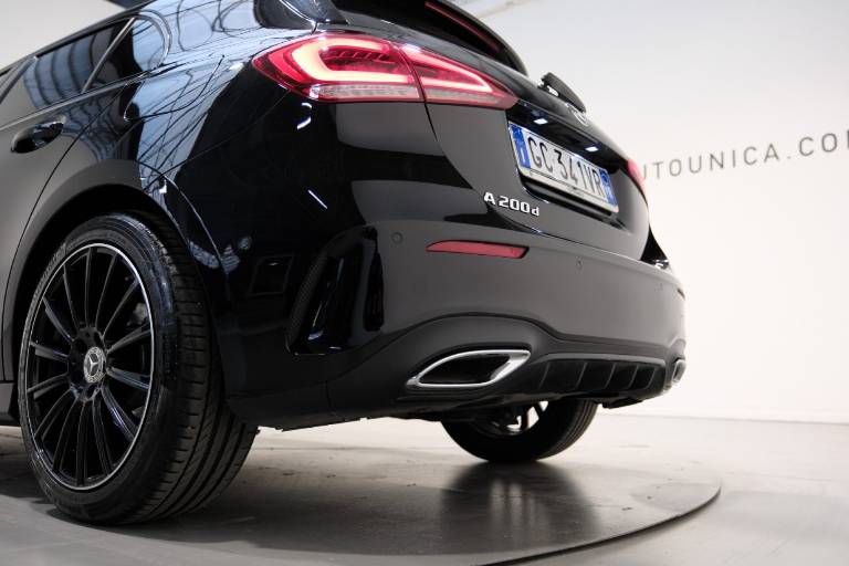 MERCEDES-BENZ A 200 50