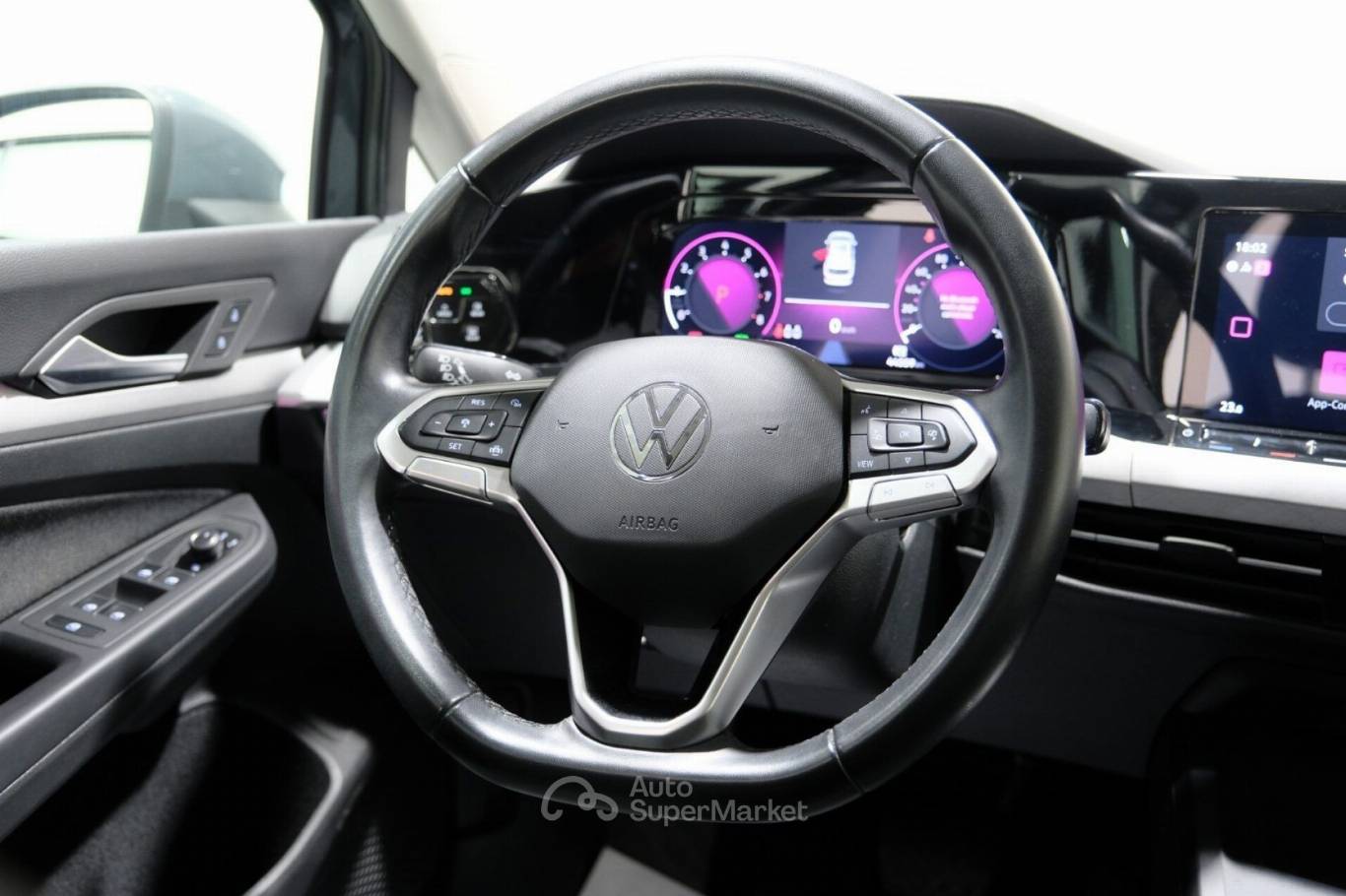 VOLKSWAGEN Golf 40