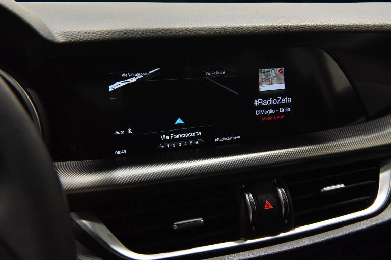 ALFA ROMEO Stelvio 25