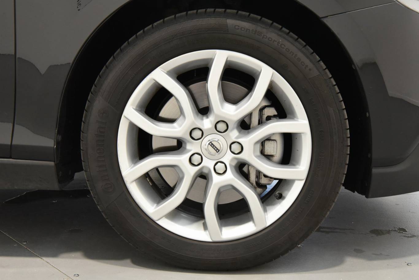 VOLVO V40 Cross Country 34