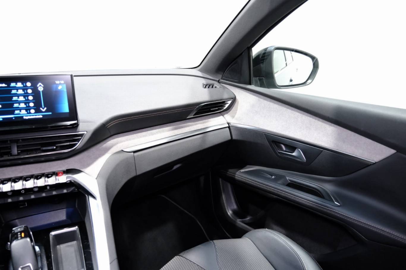 PEUGEOT 5008 44