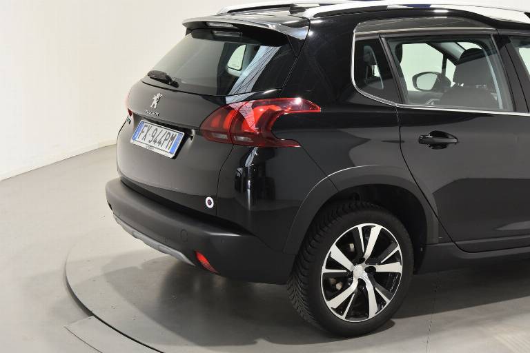 PEUGEOT 2008 18