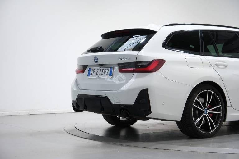 BMW 320 69