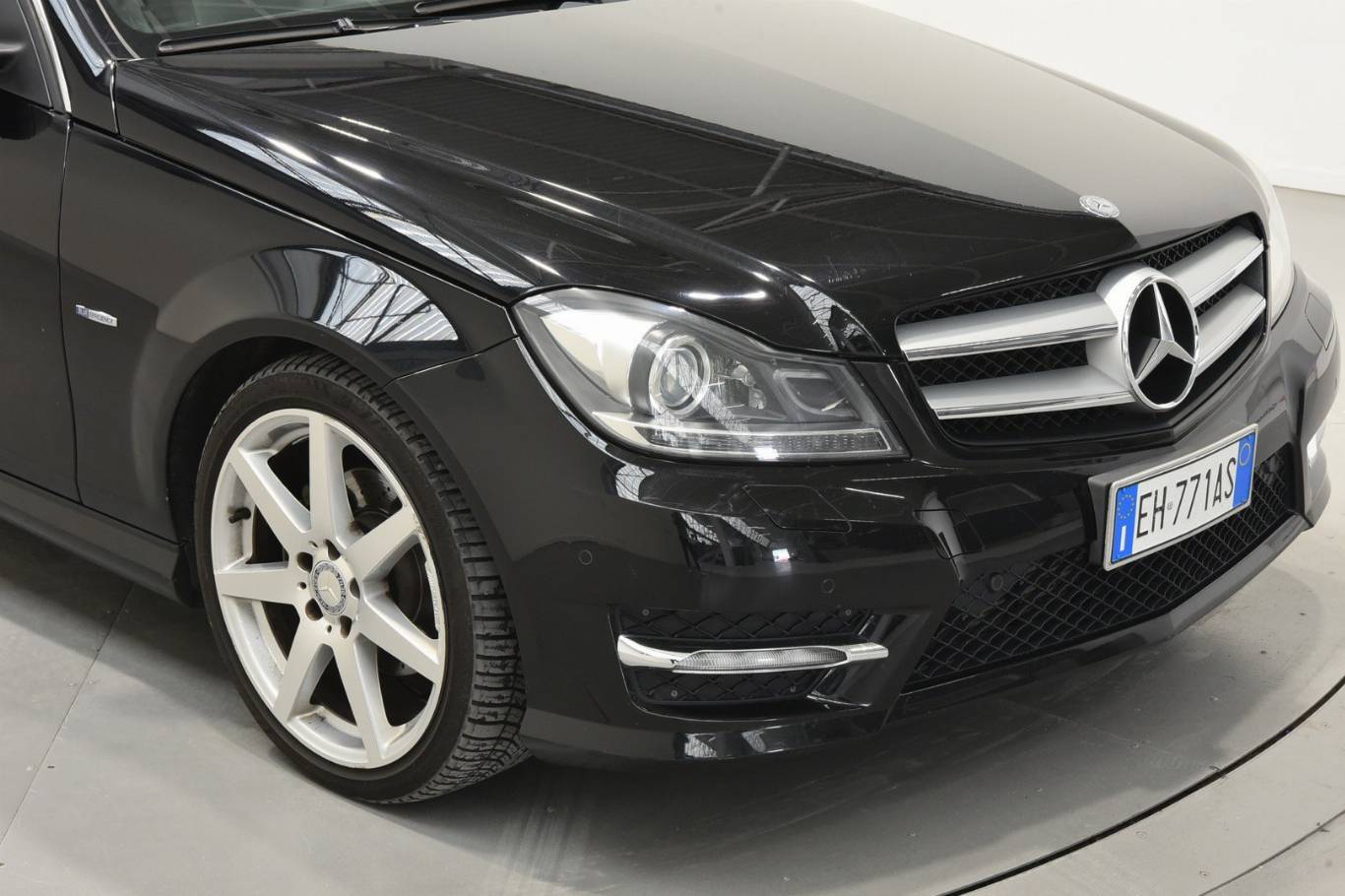 MERCEDES-BENZ C 250 47