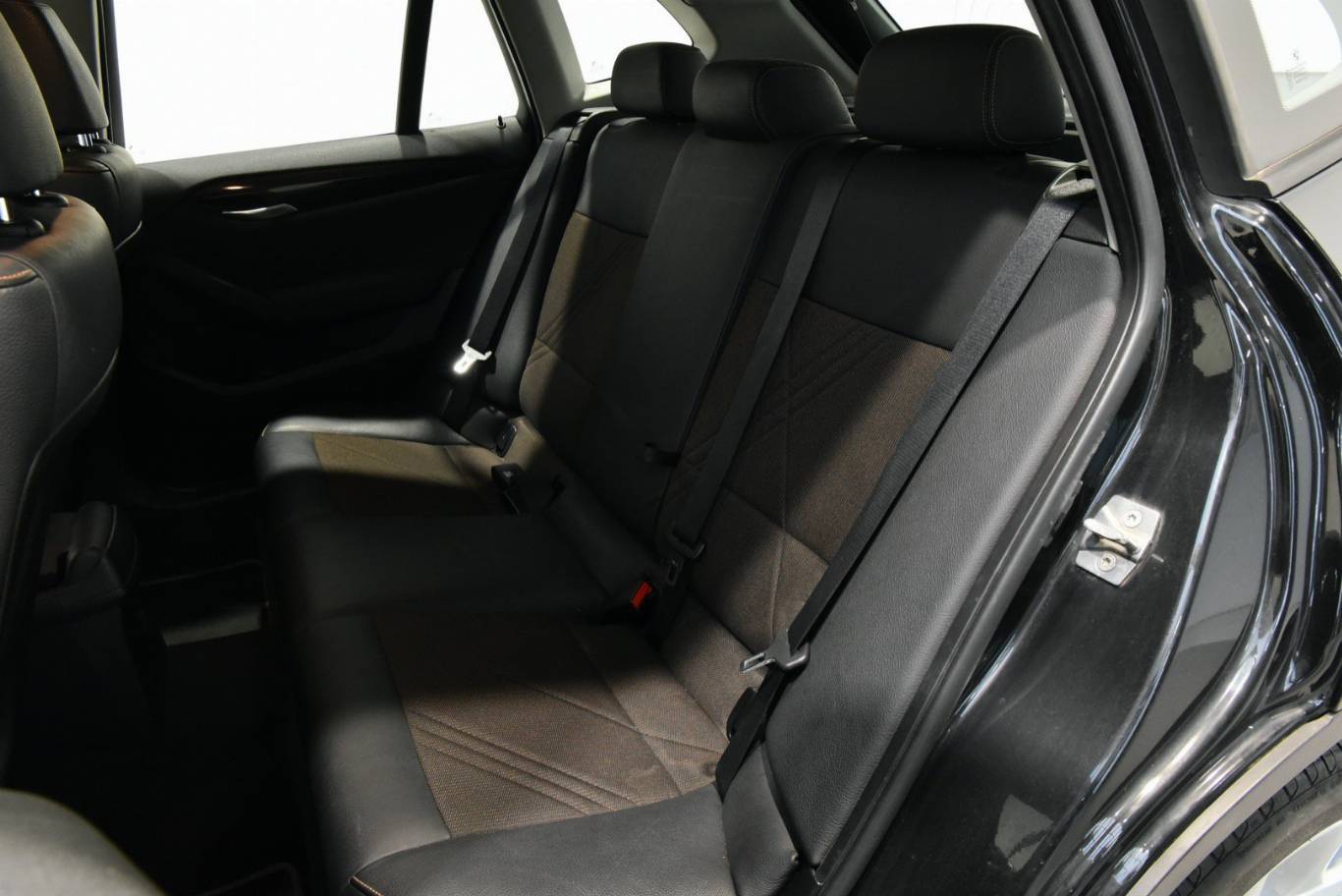 BMW X1 18