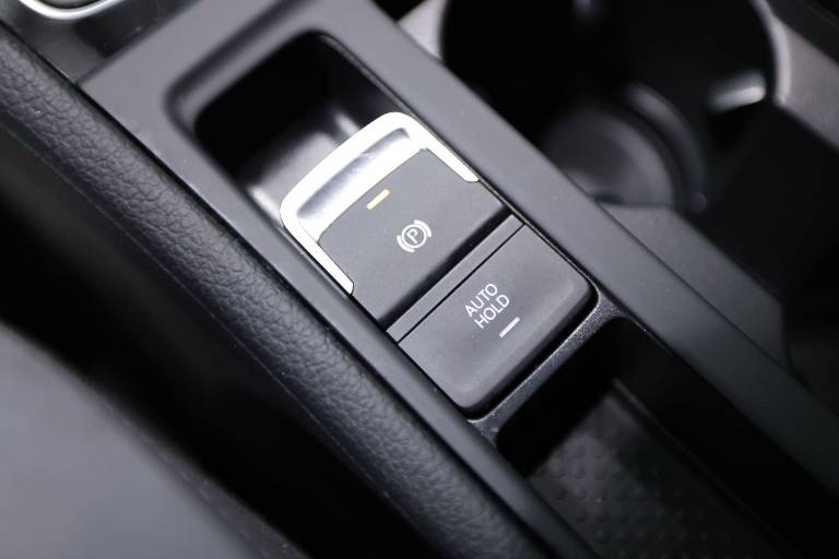 VOLKSWAGEN Golf 29