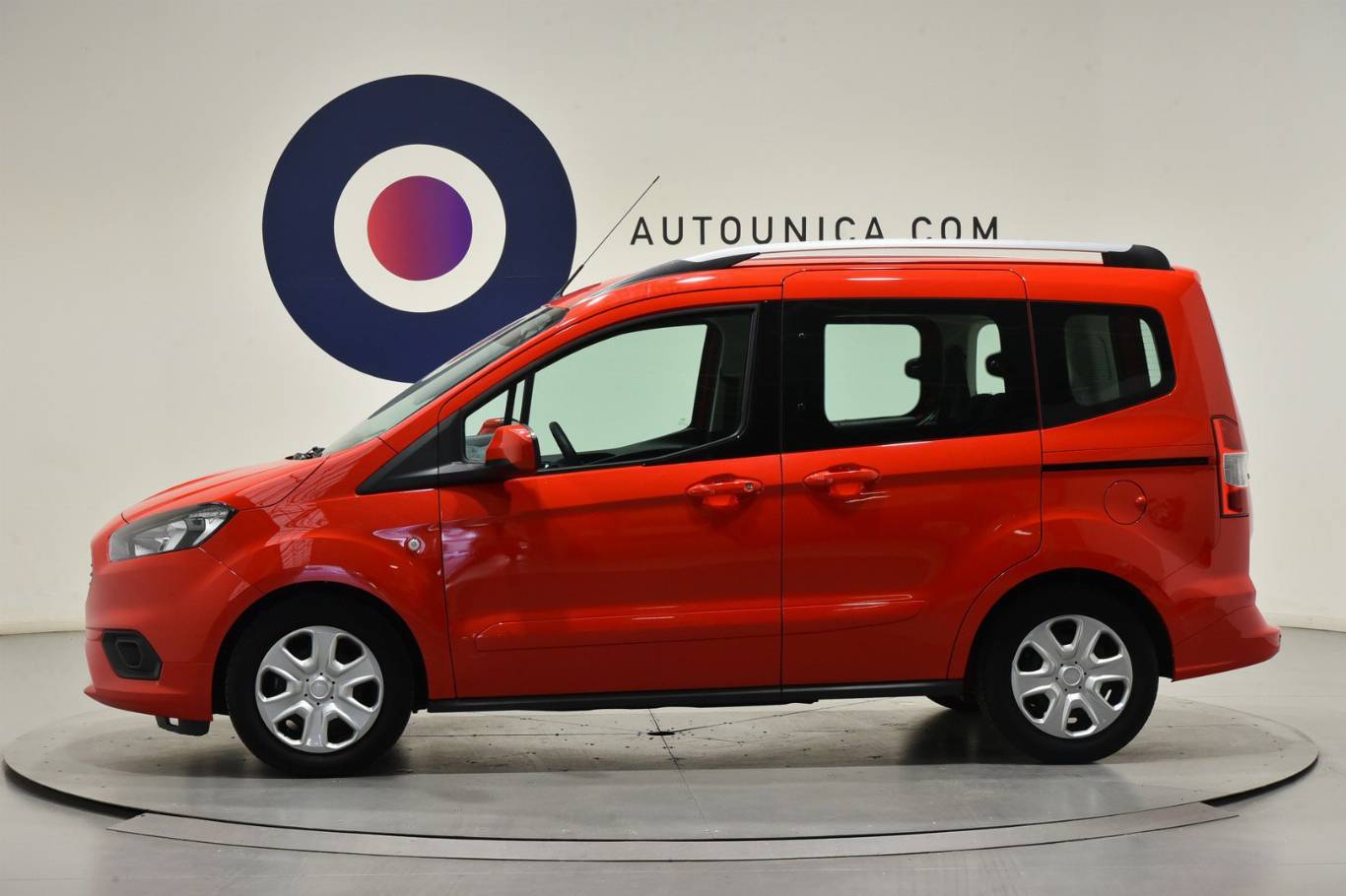 FORD Tourneo Courier 2