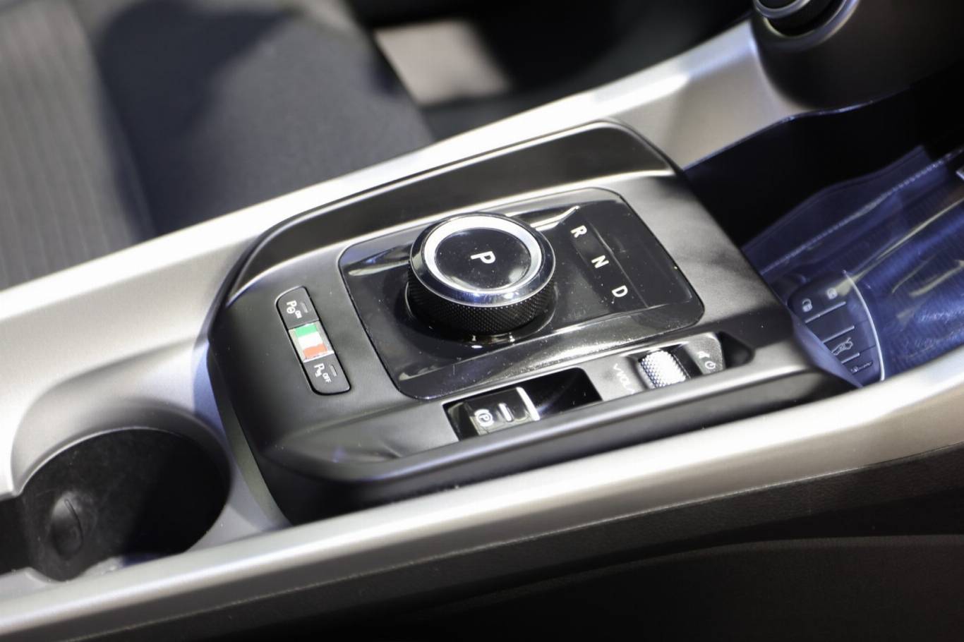 ALFA ROMEO Tonale 56