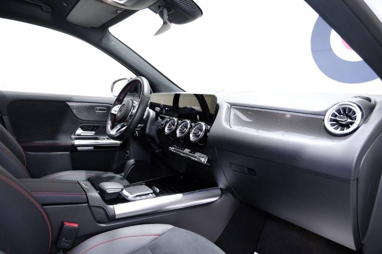 MERCEDES-BENZ GLA 65