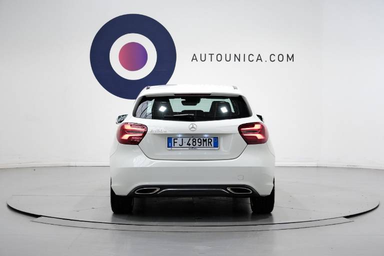 MERCEDES-BENZ A 180 17