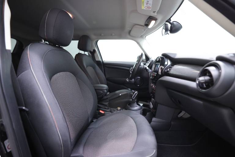 MINI Cooper 41