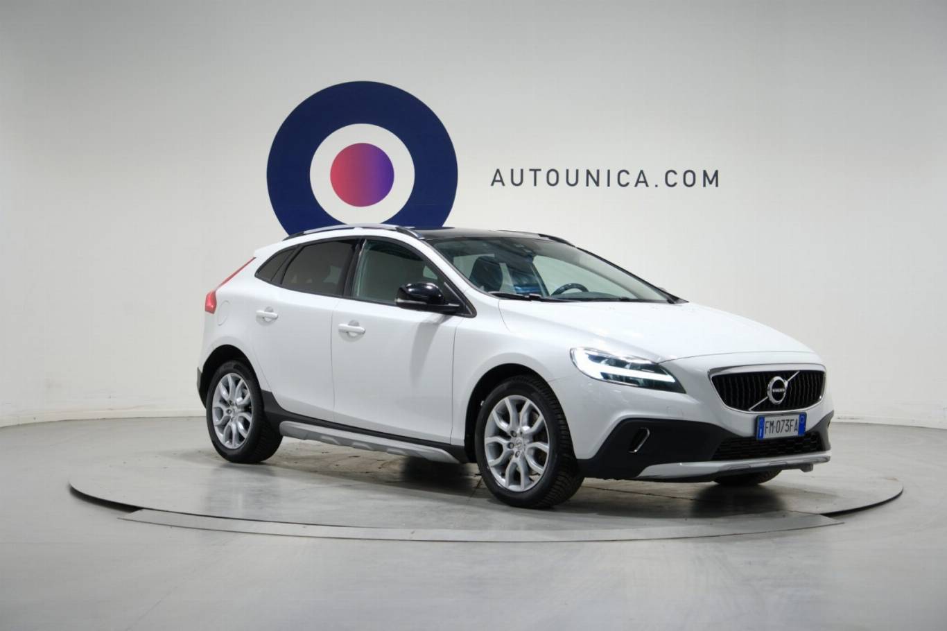 VOLVO V40 Cross Country 3