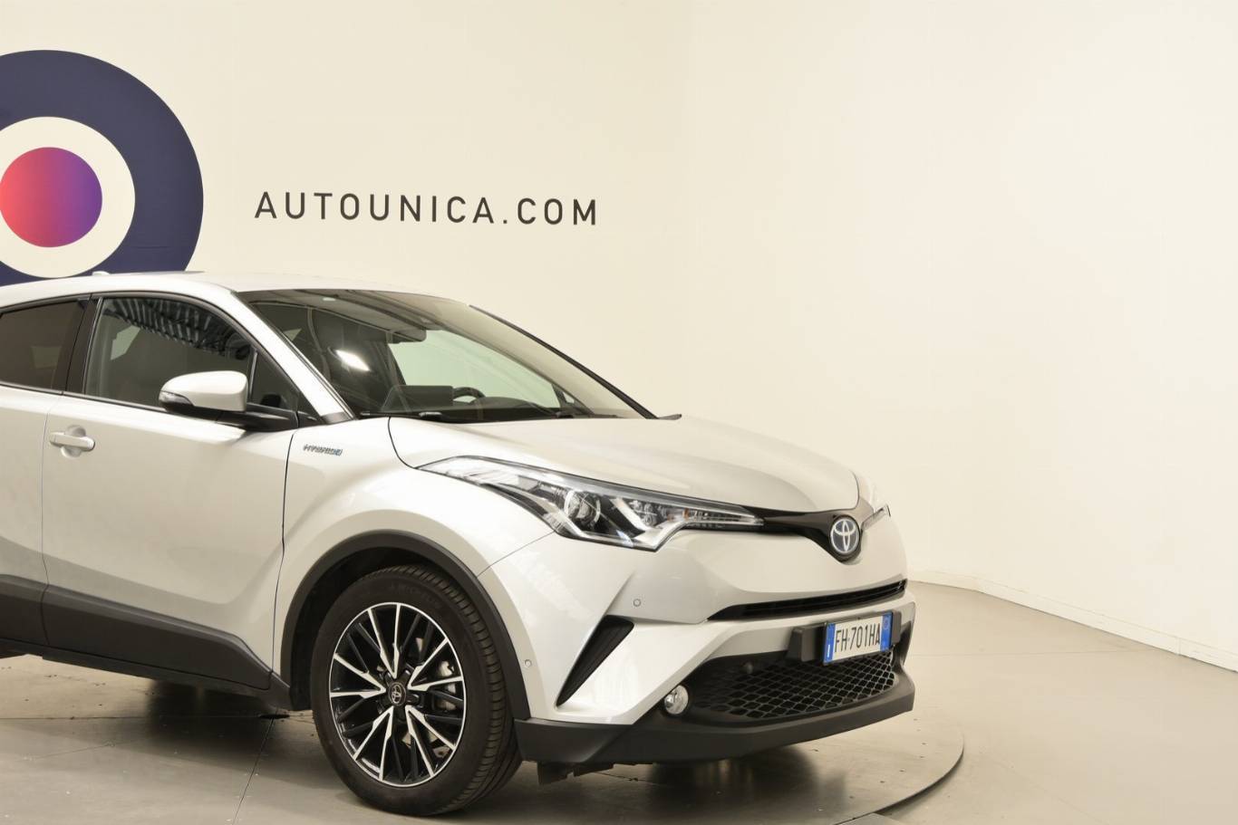 TOYOTA C-HR 15
