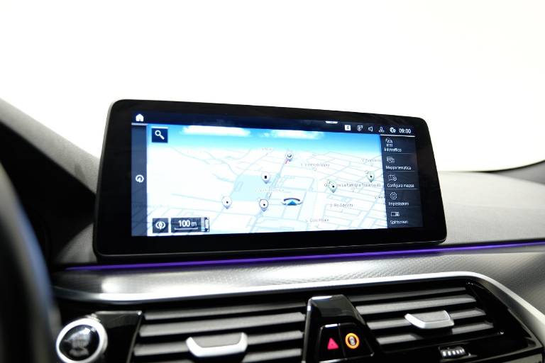 BMW 530 33