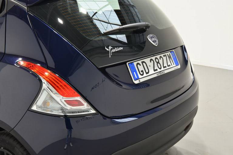 LANCIA Ypsilon 51