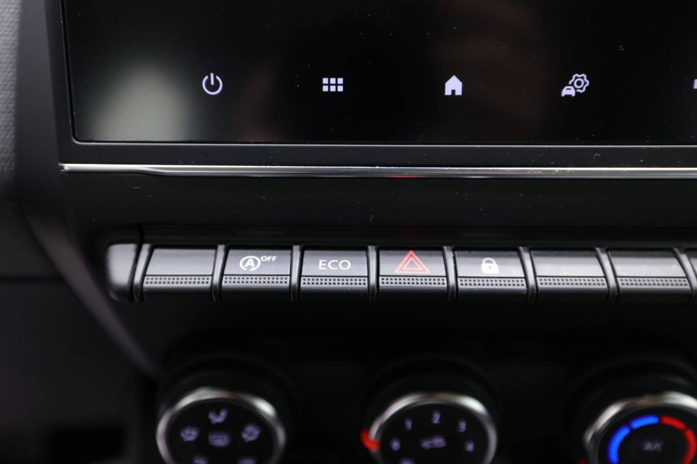 RENAULT Clio 28