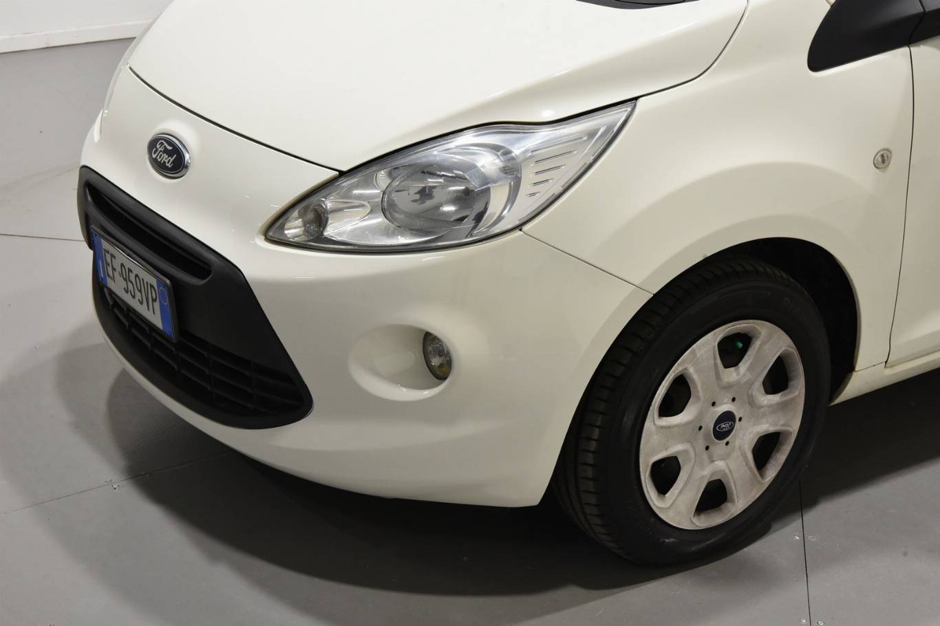 FORD Ka 33